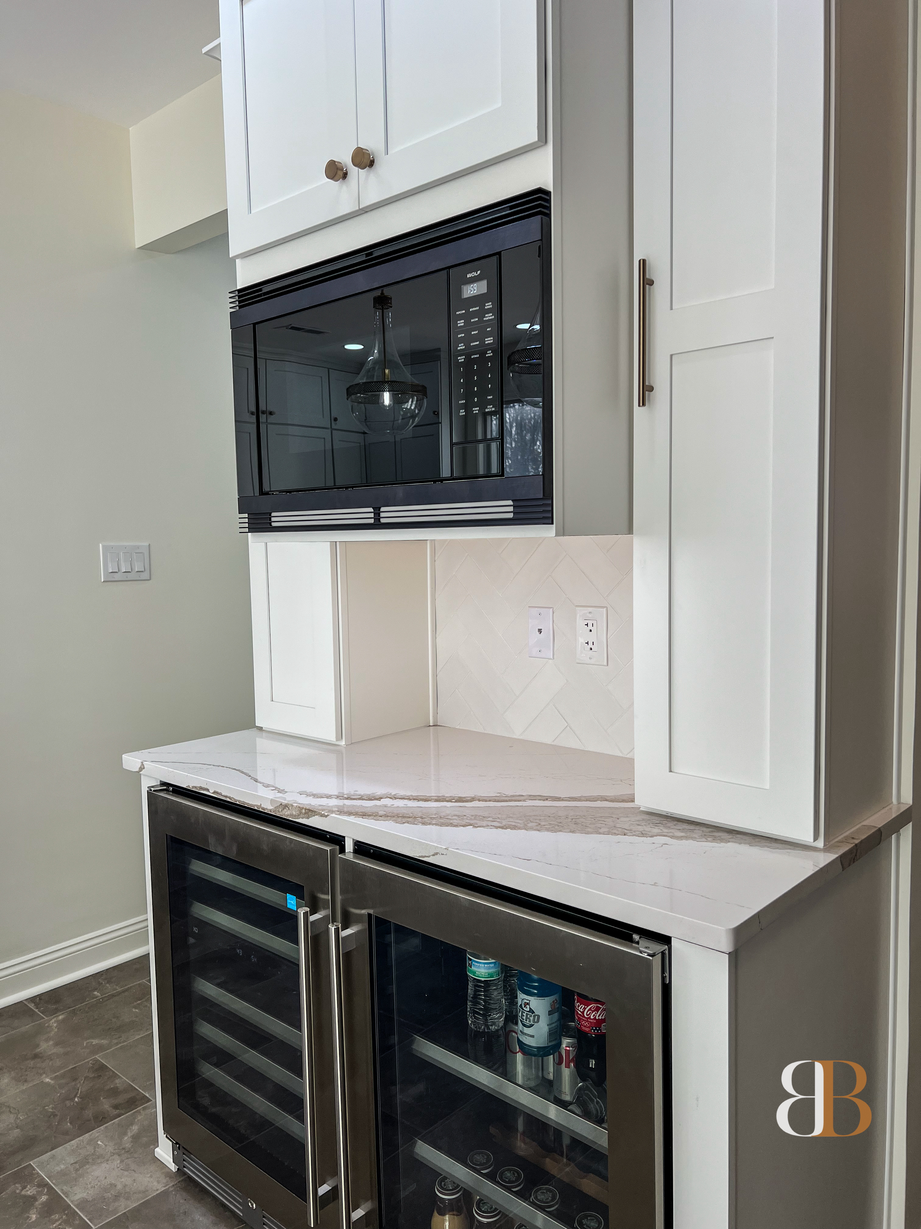 Contemporary kitchen remodel in Bryn Mawr by B&B Associates Creations — photo 2
